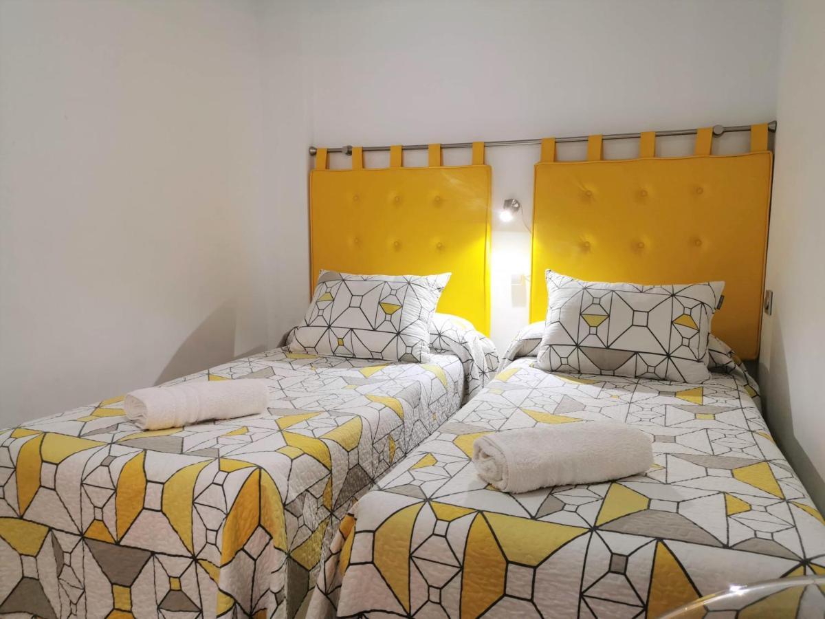 Apartamentos Turisticos Tronca Luxury Гранада Экстерьер фото