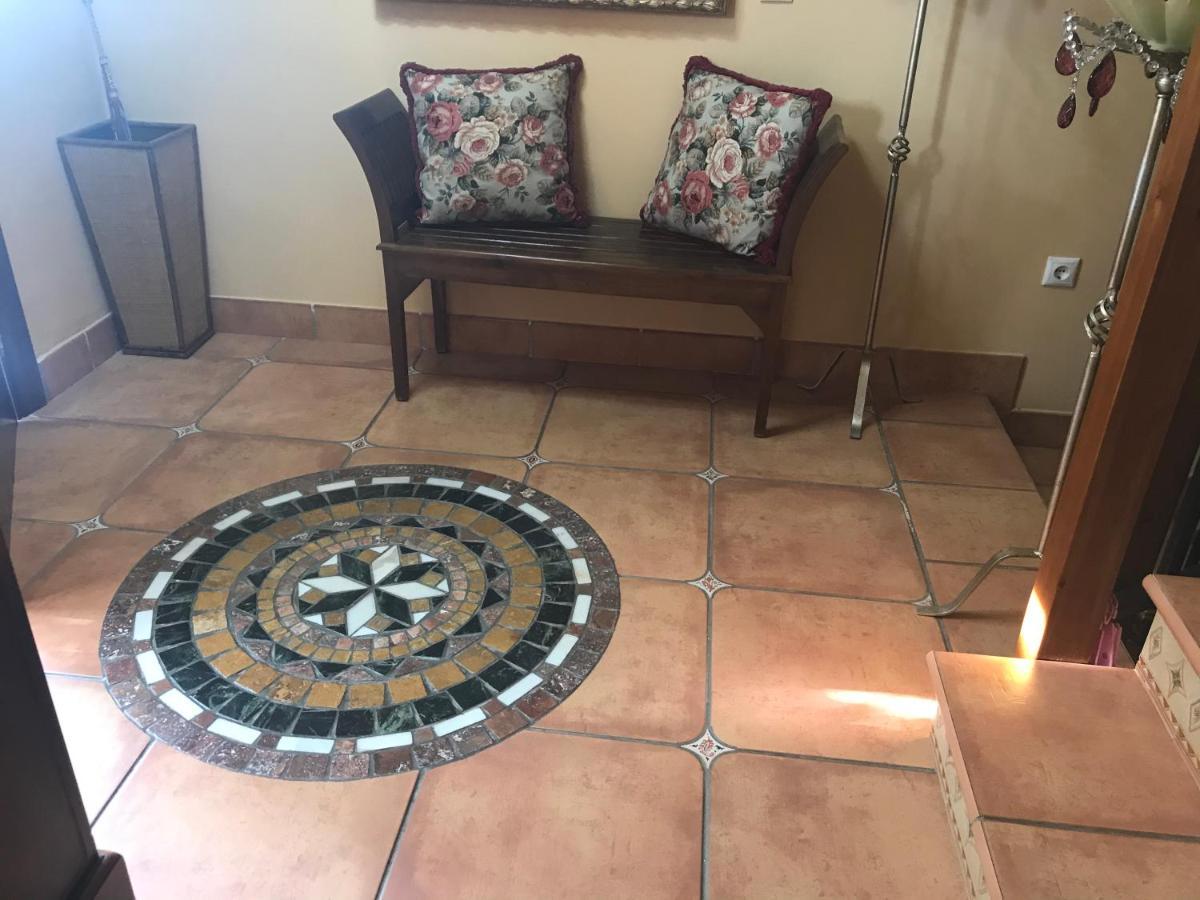 Apartamentos Turisticos Tronca Luxury Гранада Экстерьер фото